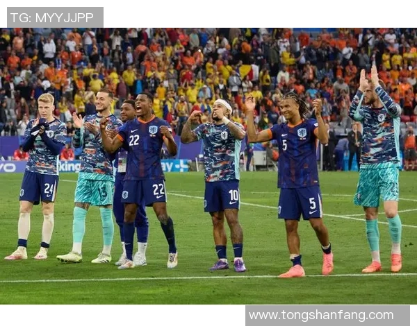 欧预赛荷兰对阵德国双方阵容分析与比赛前瞻