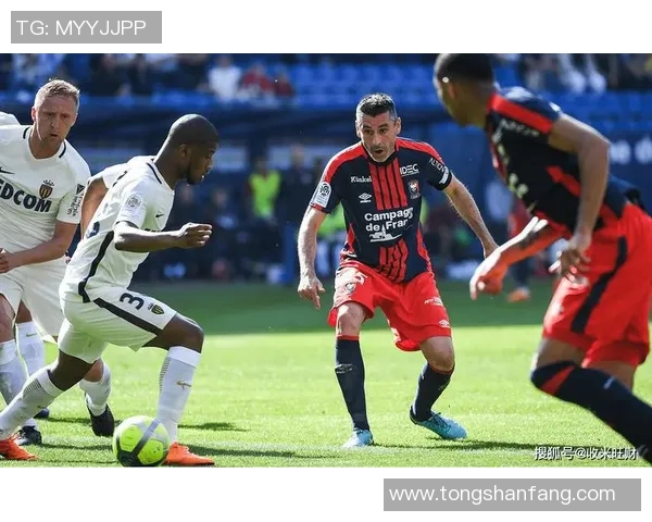 索肖与奎维利的较量揭示了法乙联赛的激烈竞争与球队实力对比